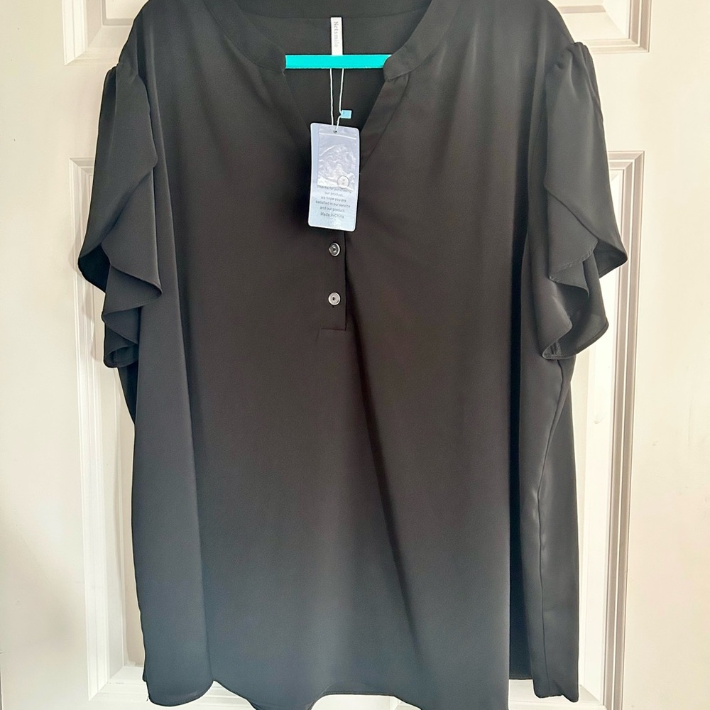 NWT Tulip slv blouse